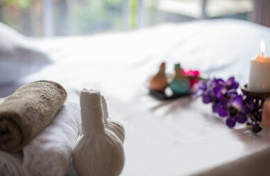 从昆明丝足会所中品味出高于繁华的人生